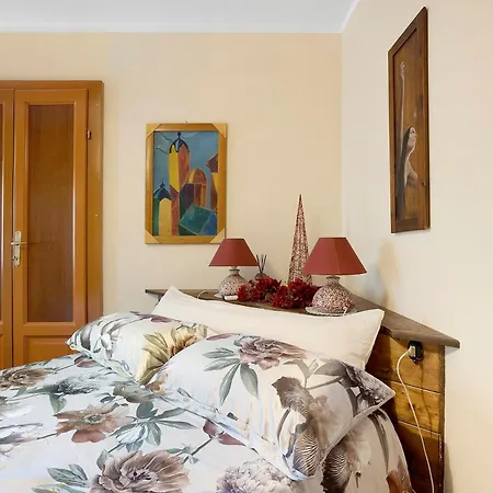 La Corte Delle Fole B&B Luni